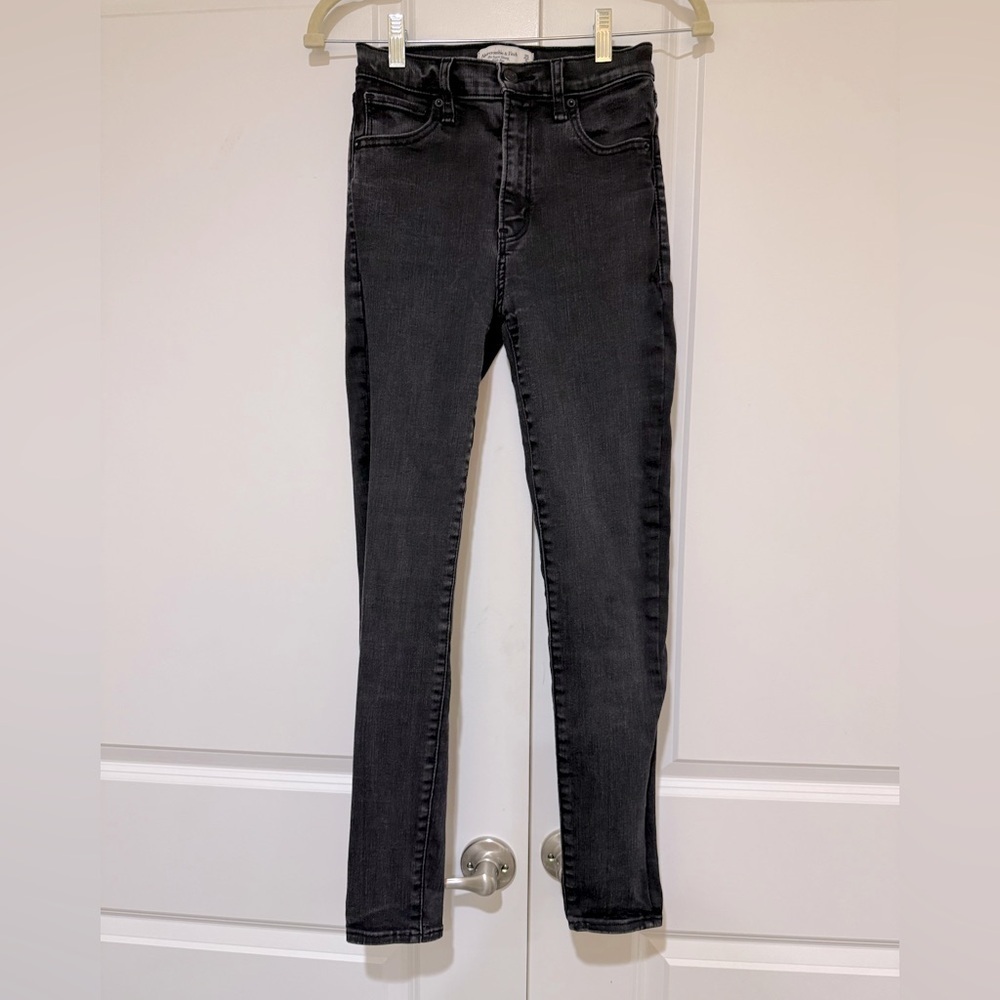 Abercrombie & Fitch The Super Skinny High-Rise Jean sz 25